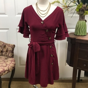 NWT Entro Maroon Short Sleeve Dress S
